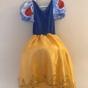 Snow White costume
